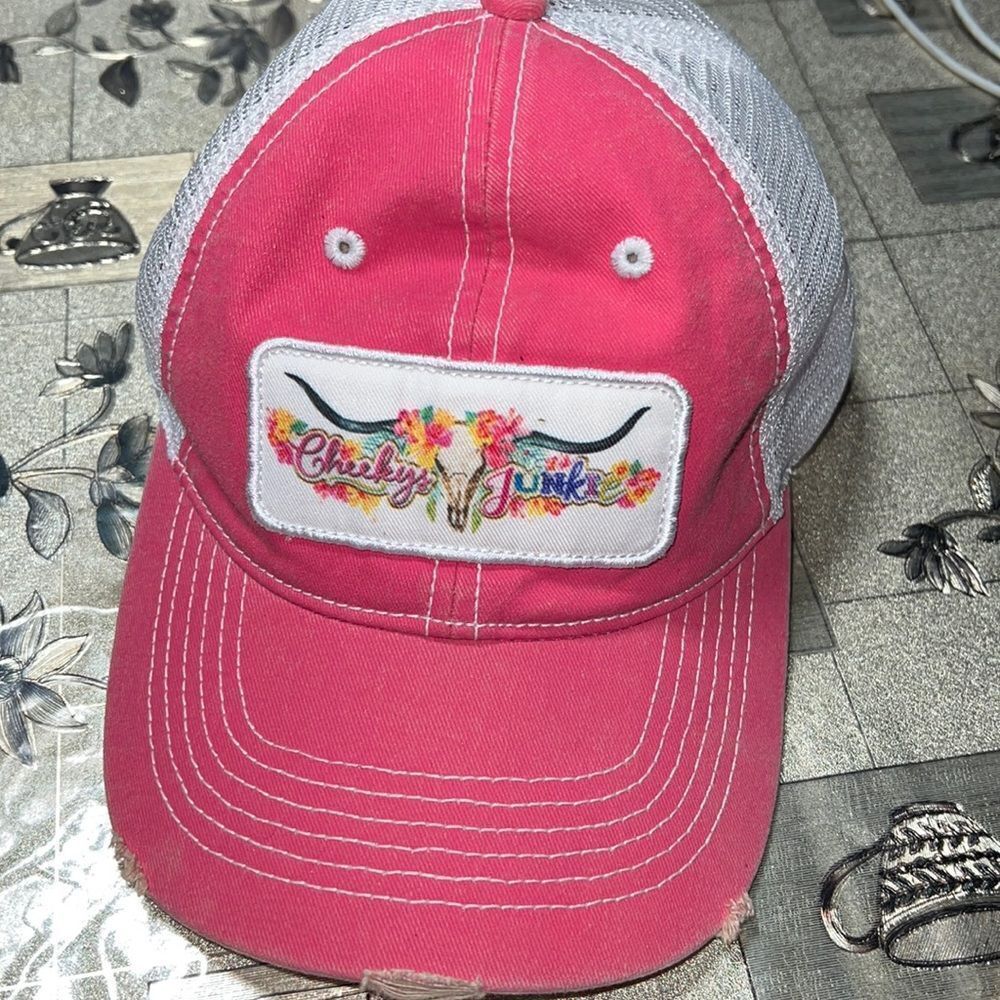 Cheekys Junkye. nice hat